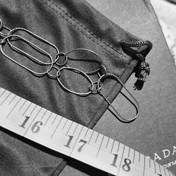 Silpada Oval Link Silver Necklace - Picture 2 of 5